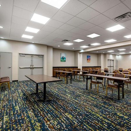 Hampton Inn & Suites Woodward Extérieur photo