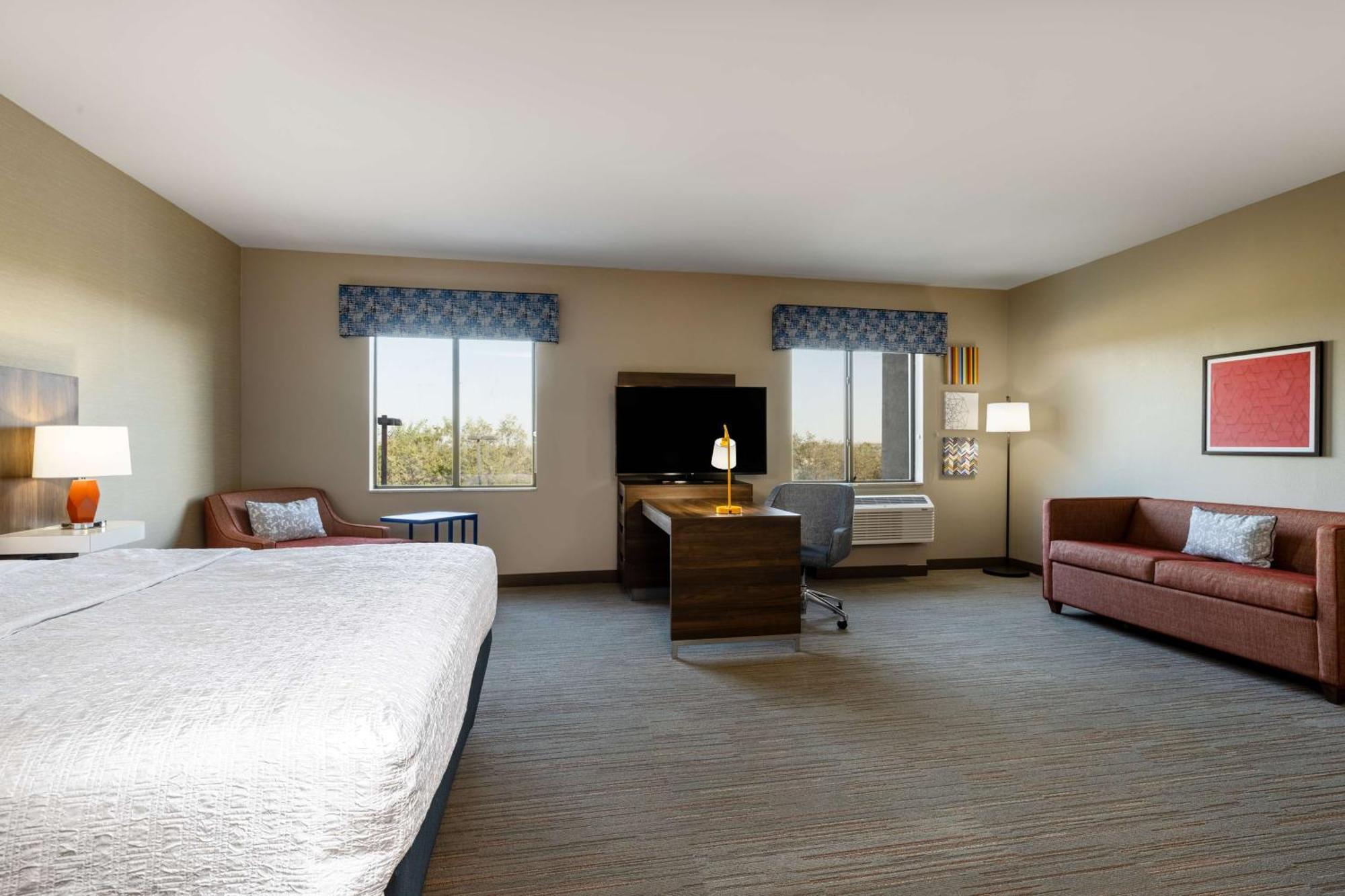 Hampton Inn & Suites Woodward Extérieur photo