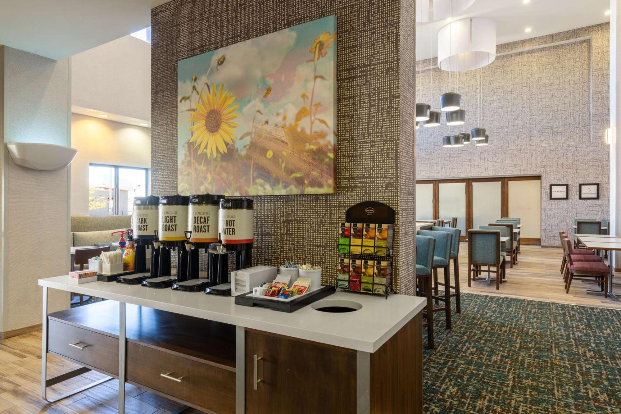 Hampton Inn & Suites Woodward Extérieur photo